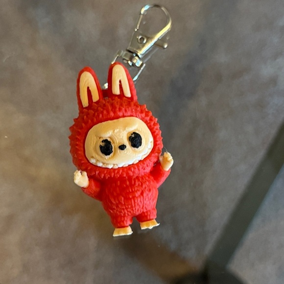 3D Printed. Red Labubu Keychain - Picture 4 of 6